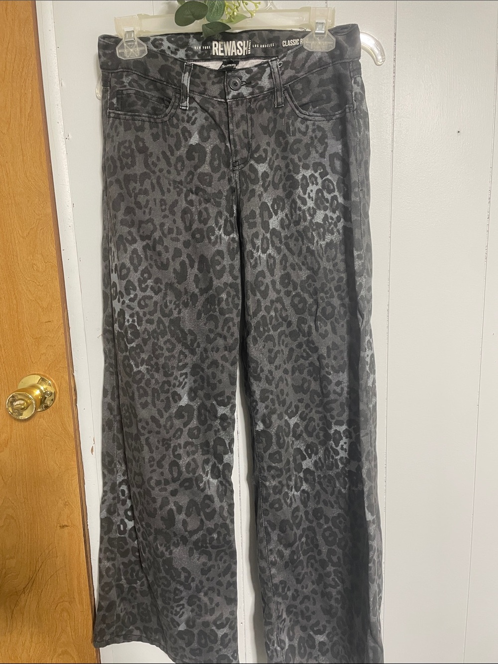 Rewash Women's Black & Gray Leopard-Print Wide-Leg Pants